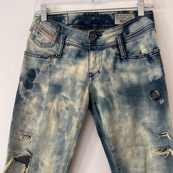Diesel Industry Women’s Magic Jeans Size W24 L32 Distressed with Patchwork - Picture 5 of 10